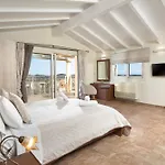 Villa Pantokratoras - Corfu Private Pool & Luxury Retreats