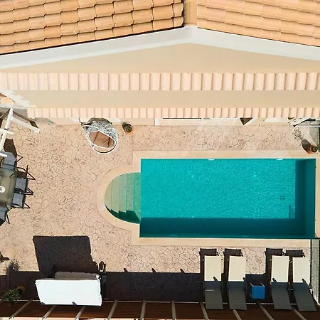 Pantokratoras - Corfu Private Pool & Luxury Retreats