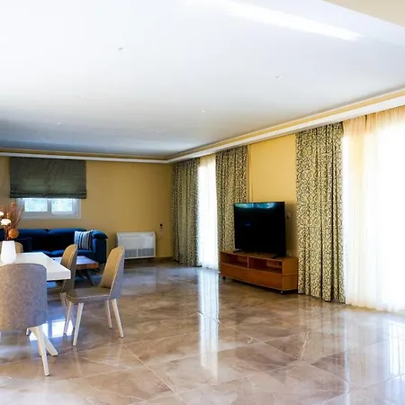 Pantokratoras - Corfu Private Pool & Luxury Retreats * Ágios Matthaíos
