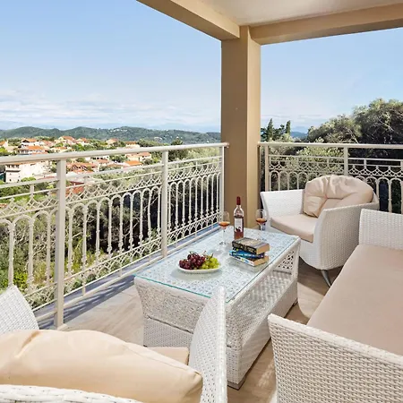 Pantokratoras - Corfu Private Pool & Luxury Retreats Villa Ágios Matthaíos